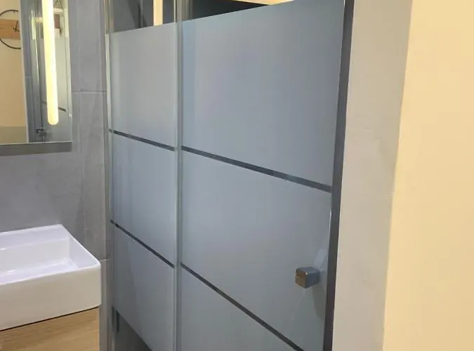 Double Independant, Hyper Centre, Wifi Hyères